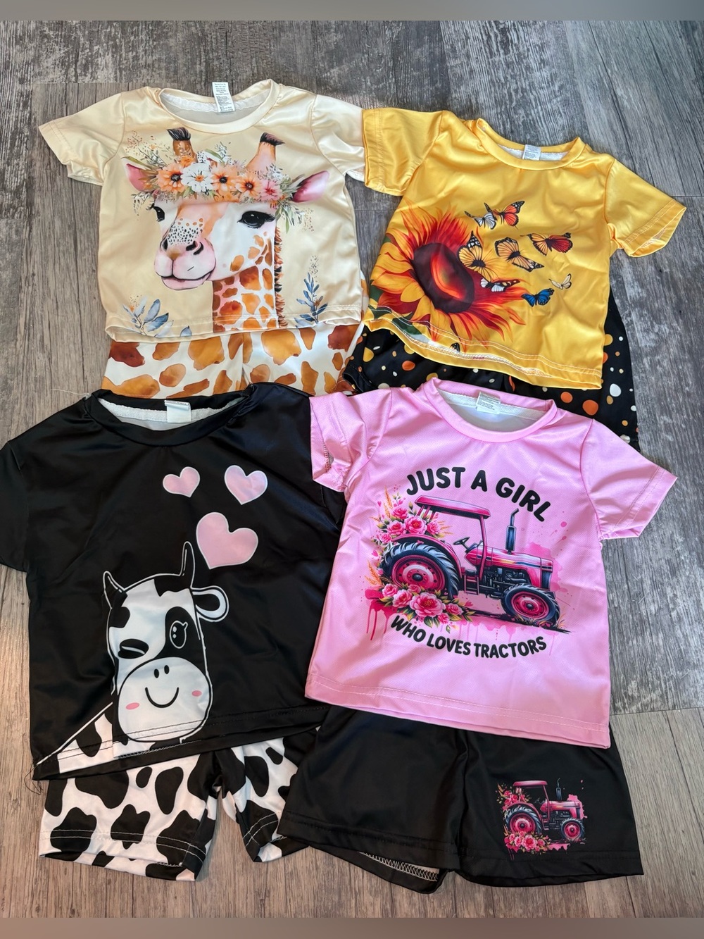 Bundle of 5 matching infant girl sets